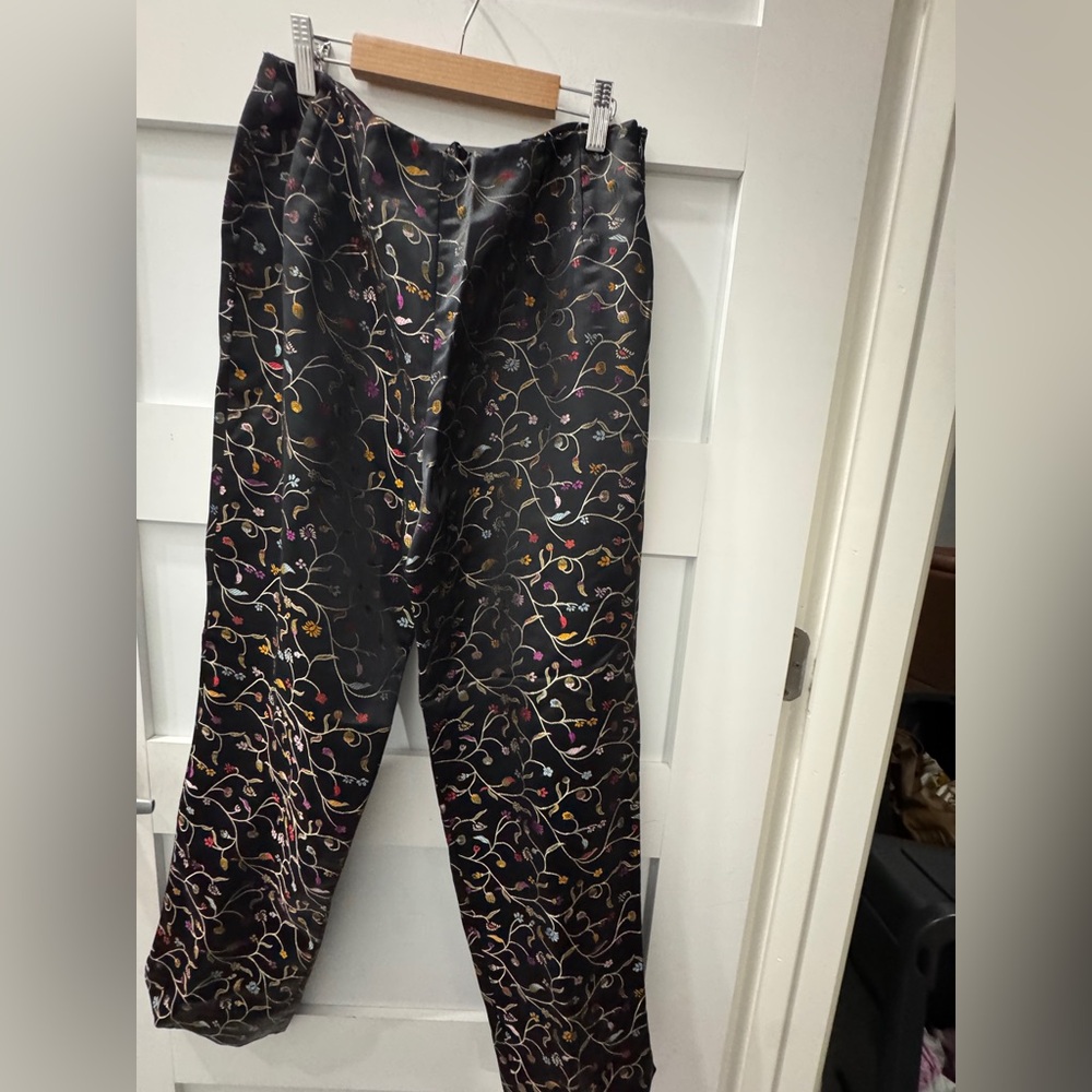 TAO Black Floral Dress Pants size 14